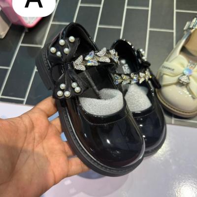 Girl shoe