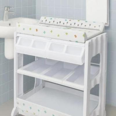 Standing baby bath stand.
