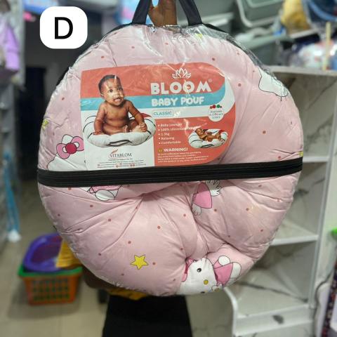 Baby pouf bed